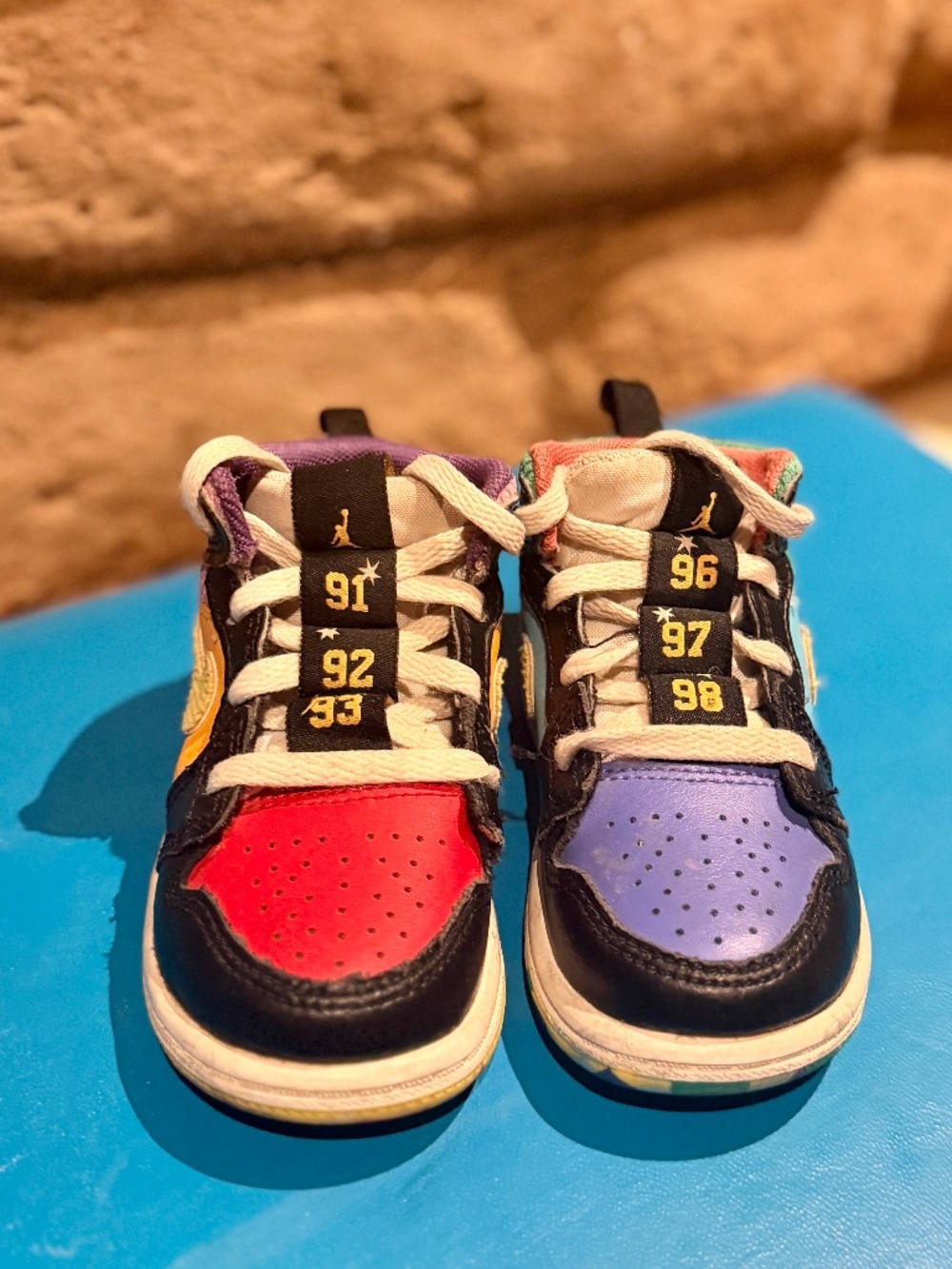 Air Jordan 1 Low / Mid "Six Championships" Toddler Shoes - Multi-Color